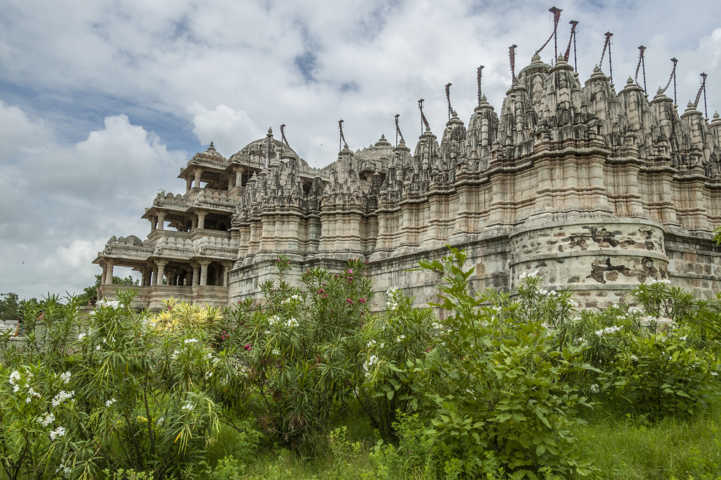 06 - India - Ranakpur - templo jainista de Chaumukha Mandir